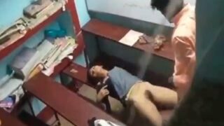 Gadis Kampus Panas Bercinta Liar Dengan Tutor Gairahnya Di Ruang Kelas