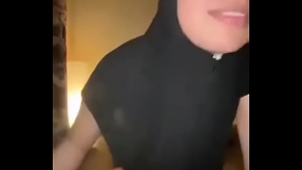 Jilbab Ketat, Memek Sempit, Kontol Gede, Ngentot Sampai Meraung
