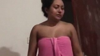Desi Udari Telanjang Bulat Dalam Kompilasi Video Mms