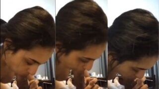Sekretaris Muda Menggoyang Kantor Bos Dengan Aksi Blowjob Panas Ala Desi
