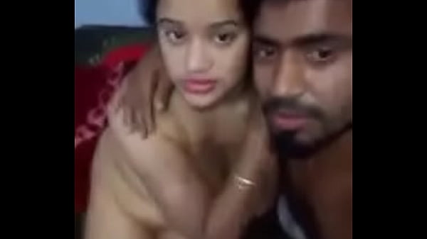 Nikmatin Aja Gebrakannya, Bibir Merah Basah Minta Dijilat.