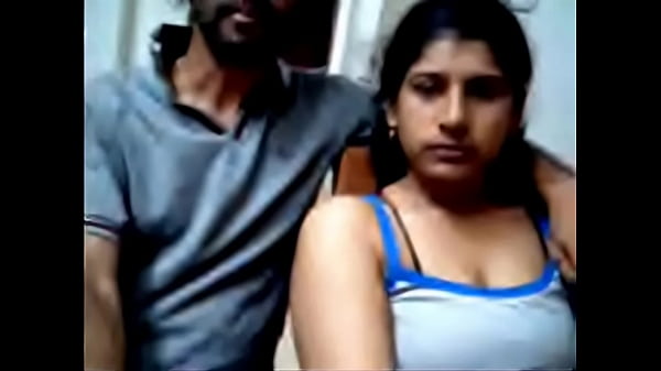 Desi Pasangan Ngewe Di Depan Webcam, Pamerin Semua Ke Liarnya.
