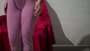 Cewek Tionghoa Satin Tank Top Pamer Memek Di Kamera Bokep Indonesia Terbaru
