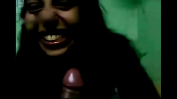 Sakhshi Bhabhi Ke Garam Garam Mooh Se Chusne Ki Awaaz