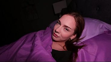 Ngebersihin Ranjang Bareng Step Sis Mungilku – Venus Vixen