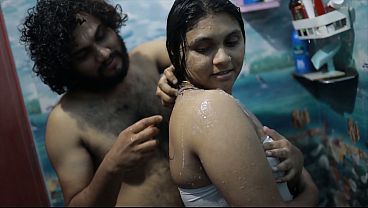 Cewek India Di Kamar Mandi, Adik Tiri Panas, Mandi Bareng, Romansa Basah Bikin Greget.