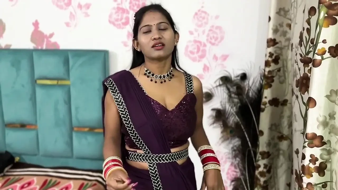 Indian Hot Desi Bhabhi Ke Sath Nahaya Aur Chudai Ki
