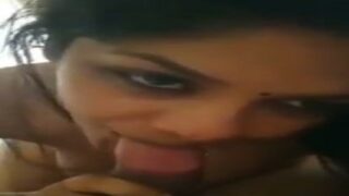 Video Panas Viral Cewek Kerala Ngeblowjob Bikin Nagih