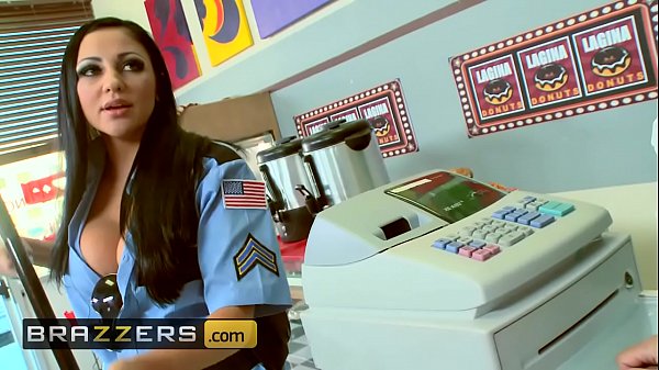 Seragam Ketat, Tits Gede – (audrey Bitoni, Honey White, Johnny Sins) – Boston Cream – Brazzers