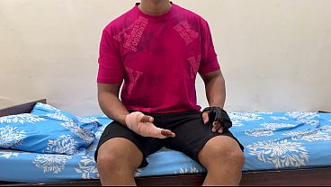 Ibu Tiri Bantu Anak Tiri Yang Luka, Malah Ngerayu Dia. Akhirnya Nyempol Kontolnya, Lalu Digenjot Keras.