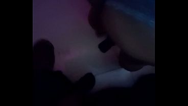 Mama Muda 31 Tahun, Pusing Lihat Kontol. Dan Akhirnya Temen Mabuk Minta Digojlok.