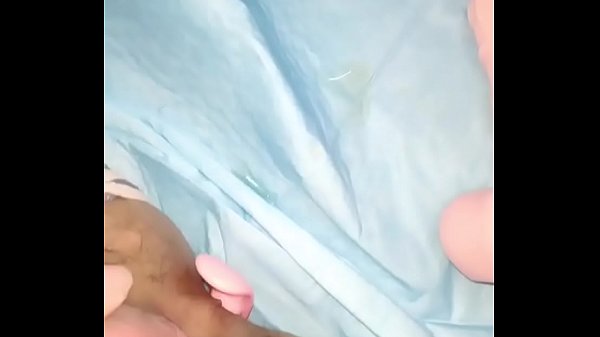 Cewek China Mainin Memek Sampe Muncrat, Lubangnya Penuh Semua