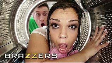 Tersangkut Di Situasi Liar, Bintang-bintang Brazzers Banjir Nikmat Sampai Ngebut Di Kompilasi Panas Ini