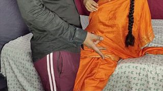 Dever Ne Desi Bhabhi Ki Chut Ki Pyaas Bujhai, Garmi Bhari Raat Mein Jab Jismon Ki Bhookh Ne Koi Hadd Nahi Chhodi.