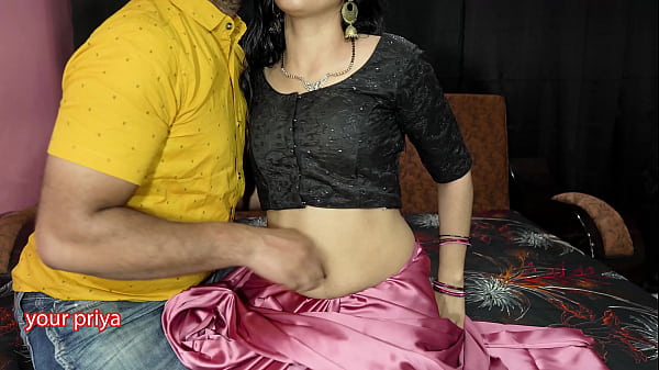 Ibu Nafsuin Anaknya Yang Udah Gede, Abis Itu Ngewe Puasin Hasratnya. Suara India Bening.