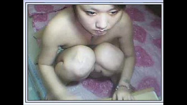 Gadis China Mungil Buka Kaki Di Depan Kamera, Siap Dimainin