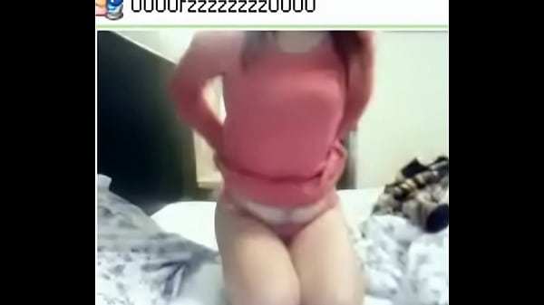 Webcam 18 Cewek China Ngangkang Hot, Goyangin Memek Basah Depan Kamera.