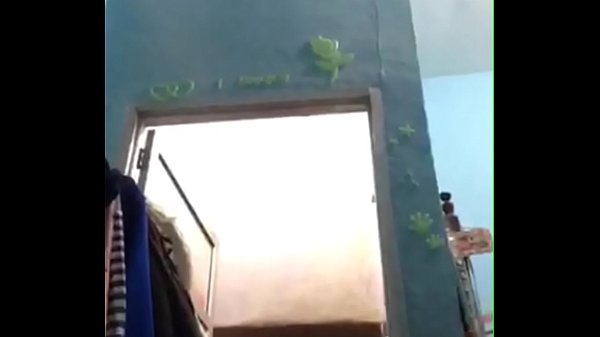 Cewek Indonesia Mandi Di Depan Kamera, Basah Kuyup Siap Digoyang