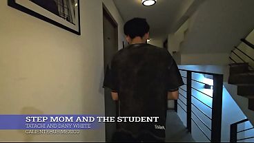 Ibu Tiri Lagi Ngajar Murid Yang Lagi Panas, Gak Tahan Pengen Digebuk.