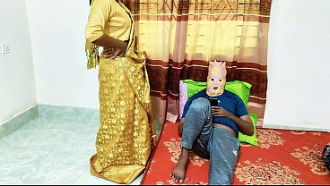 Buka Kain Sari Basah Bhabhi, Ngentot Sama Suami Di Kamar.