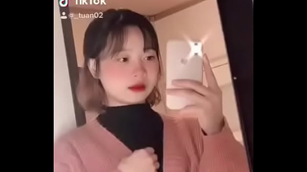Tiktok Cewek China Imut Bikin Ngilu, Goyangannya Bikin Meleleh.