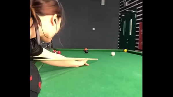 Pelatih Cina Seksi 3, Bikin Ngacengin Abis!
