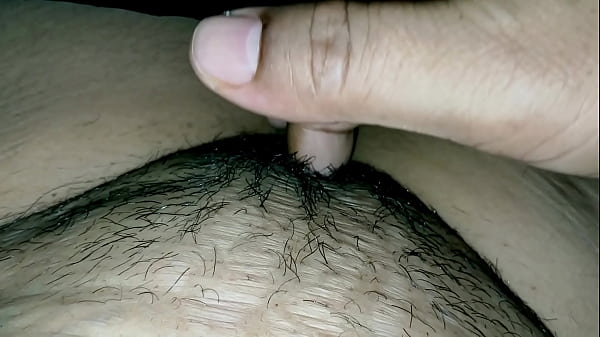 Ibu Tiri Bongsor Setuju Tidur Bareng Anak Tiri, Ranjang Cuma Satu.