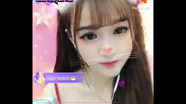 Cewek Asia Imut Di Talkshow Uplive, Bikin Gregetan Pengen Gigit.