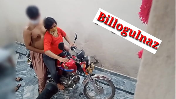 Bokep Panas Temen Ngewe Di Atas Motor, Suara Hindi Bikin Makin Greget