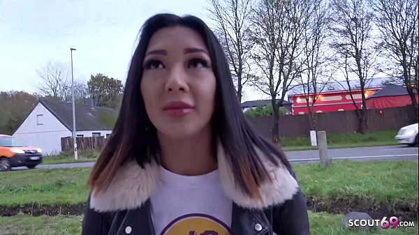 Ngencengin Abg Thailand Asli Flensburg Pas Casting Jalanan Beneran, Crot Sampe Becek
