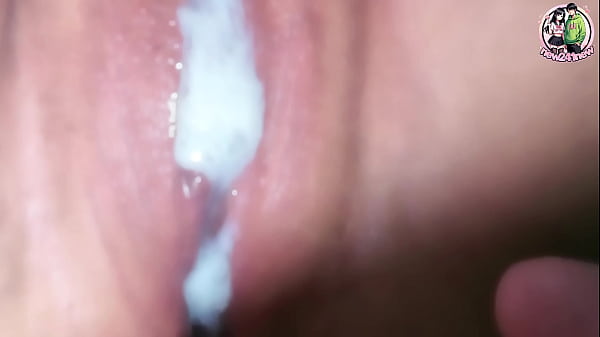 สาวไทยแอบโดนเย็ดตอนผัวออกไปทำงาน น้ำแตกคาหีเต็มๆ Creampie