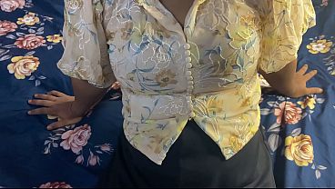 Nagma Bhabhi Ke Rainy Season Mein Chudai, Hindi Voice, Baru Sexy Xxx Video Panas.