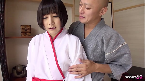 Pertama Kali Dicolok Guru Di Bokep Jepang Tanpa Sensor, Kontolnya Penuh Di Memek Cewek Abg Tradisional.