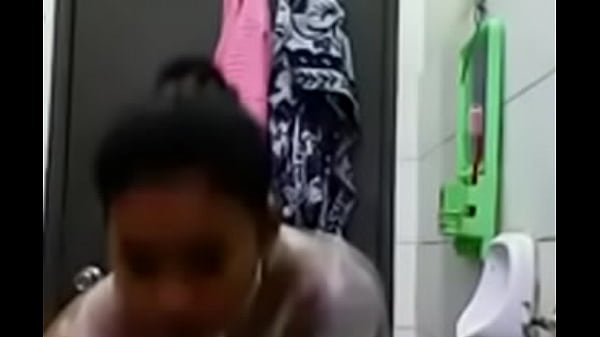 4392872 Indonesia Narsis Abis, Goyangin Tuh Pantat Sambil Ngaca Biar Makin Basah