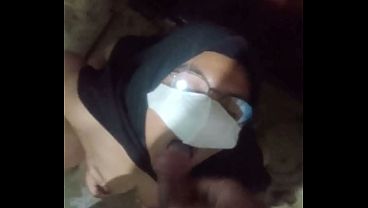 Cewek Indonesia Crot Di Kamar Mandi Sambil Nelen Air Kencing Sendiri
