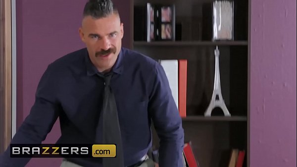 Gabungan Montok Di Kantor – Monique Alexander & Charles Dera – Bos Dikendalikan Dari Jauh – Brazzers