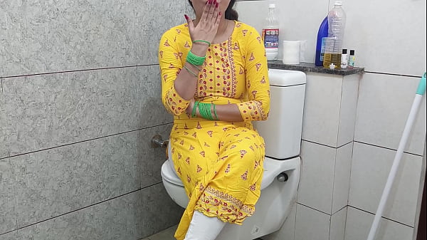 Ibu Tiri India Yang Panas Nge-bego Anak Tiri Di Toilet, Suara Hindi Bikin Makin Liar