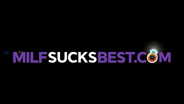 Cewek Asia Seksi Nyedot Bos Putihnya Sampai Kering