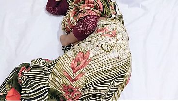 Aku Kencengin Mertua, Kukira Istri Sendiri, Malah Bikin Nafsu Naik.