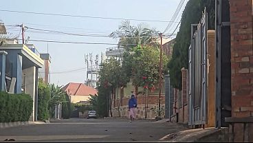 Astaga, Ibu Arab Lagi Colmek Di Luar Rumah Dekat Jalanan Bikin Pengen Lihat