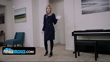 Blonde Toge Allie Nicole Dikocok Habis Sampai Penuh Sama Adik Tiri Yang Horny