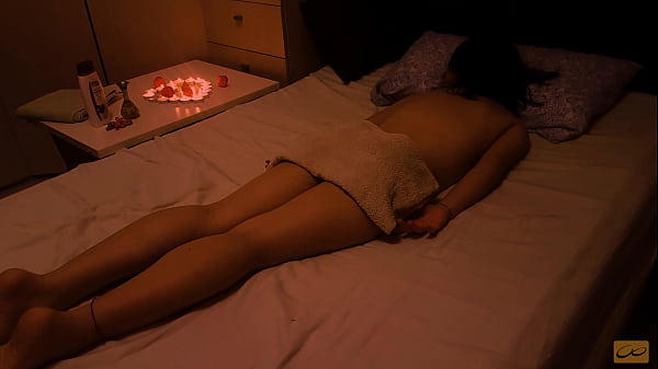 Pijat Erotis Berubah Jadi Ngewe Bikin Aku Crot – Nuru Thai Orgasme Tak Terbatas