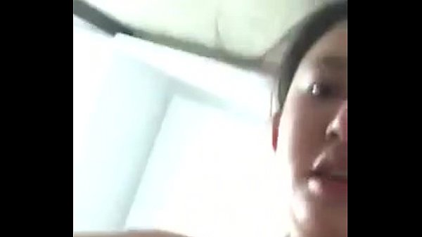 Lo Ngocok Kontol Sambil Liatin Cewek Cina Abg Pake Rok Mini